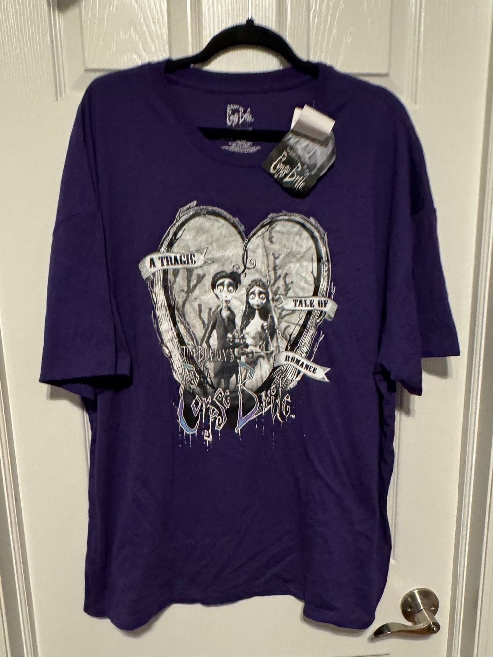 4/$20🎉Corpse Bride Tee XXL